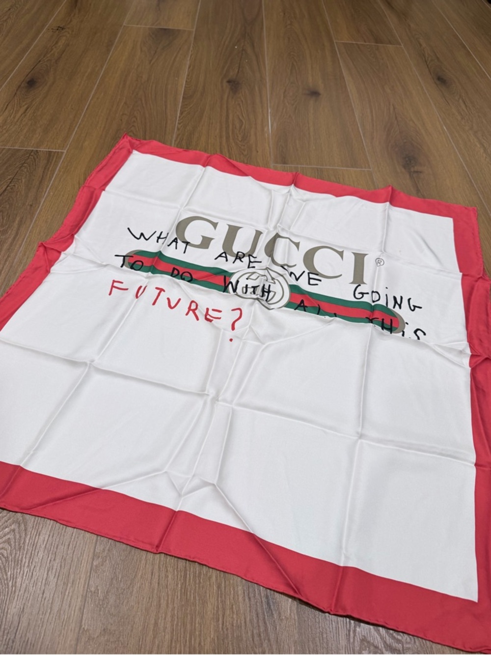 New Gucci Future Foulard Scarf in White red color size 90x90cm